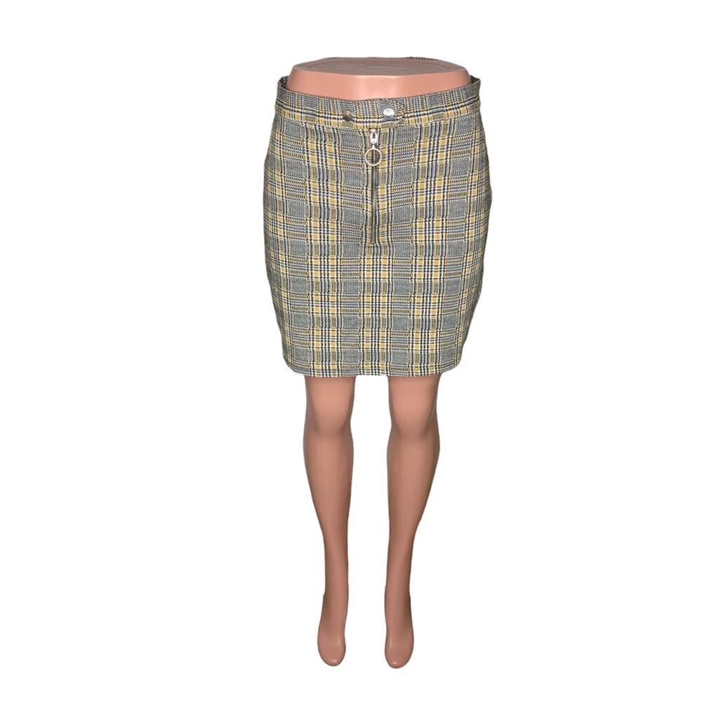 TOPSHOP Plaid Skirt Size 6 Front Zipper No Pockets Black and Yell…